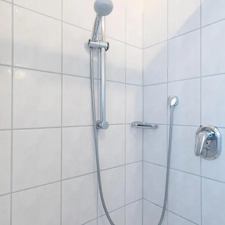 617, Seepark Apartment