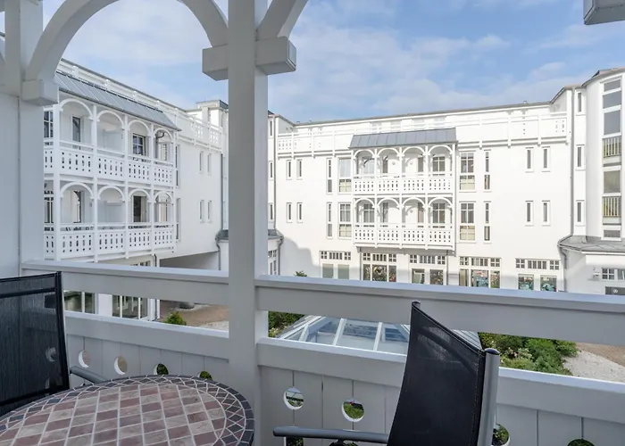 617, Seepark Apartment *